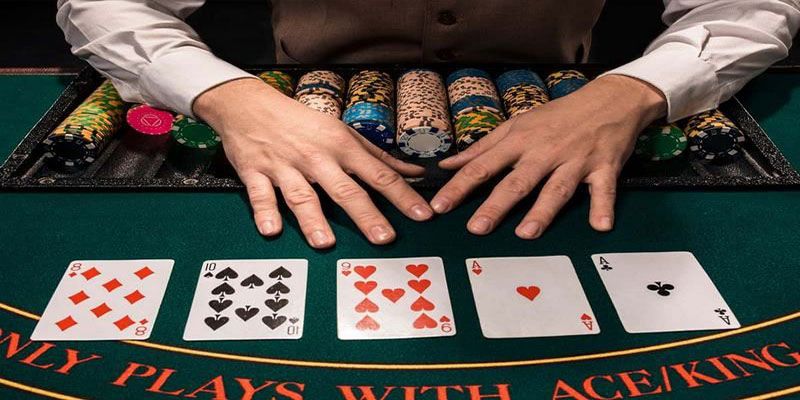 Nguồn tin hướng dẫn chiến thuật chơi poker đến từ chuyên gia uy tín